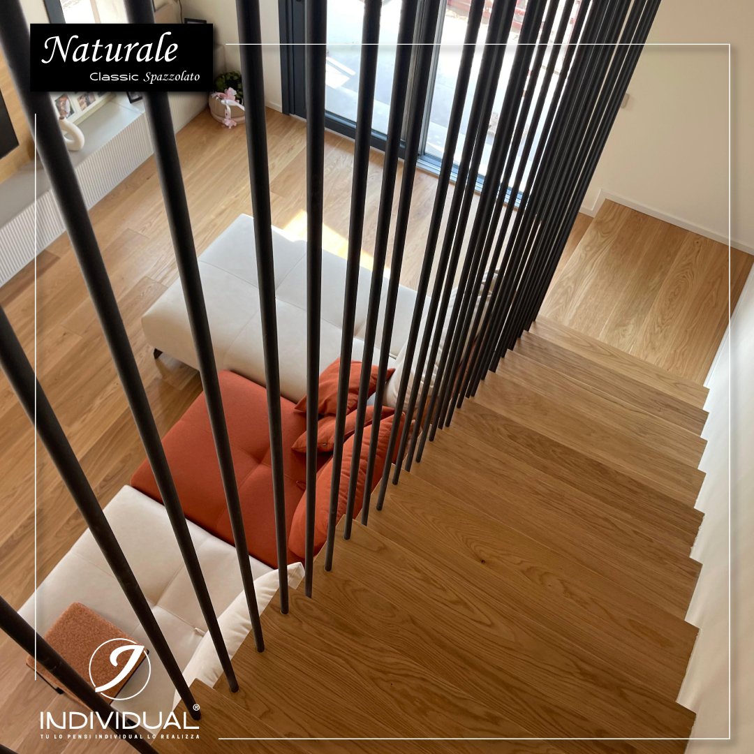 Individual Rovere Naturale Classic Spazzolato: pavimento e scala in rovere